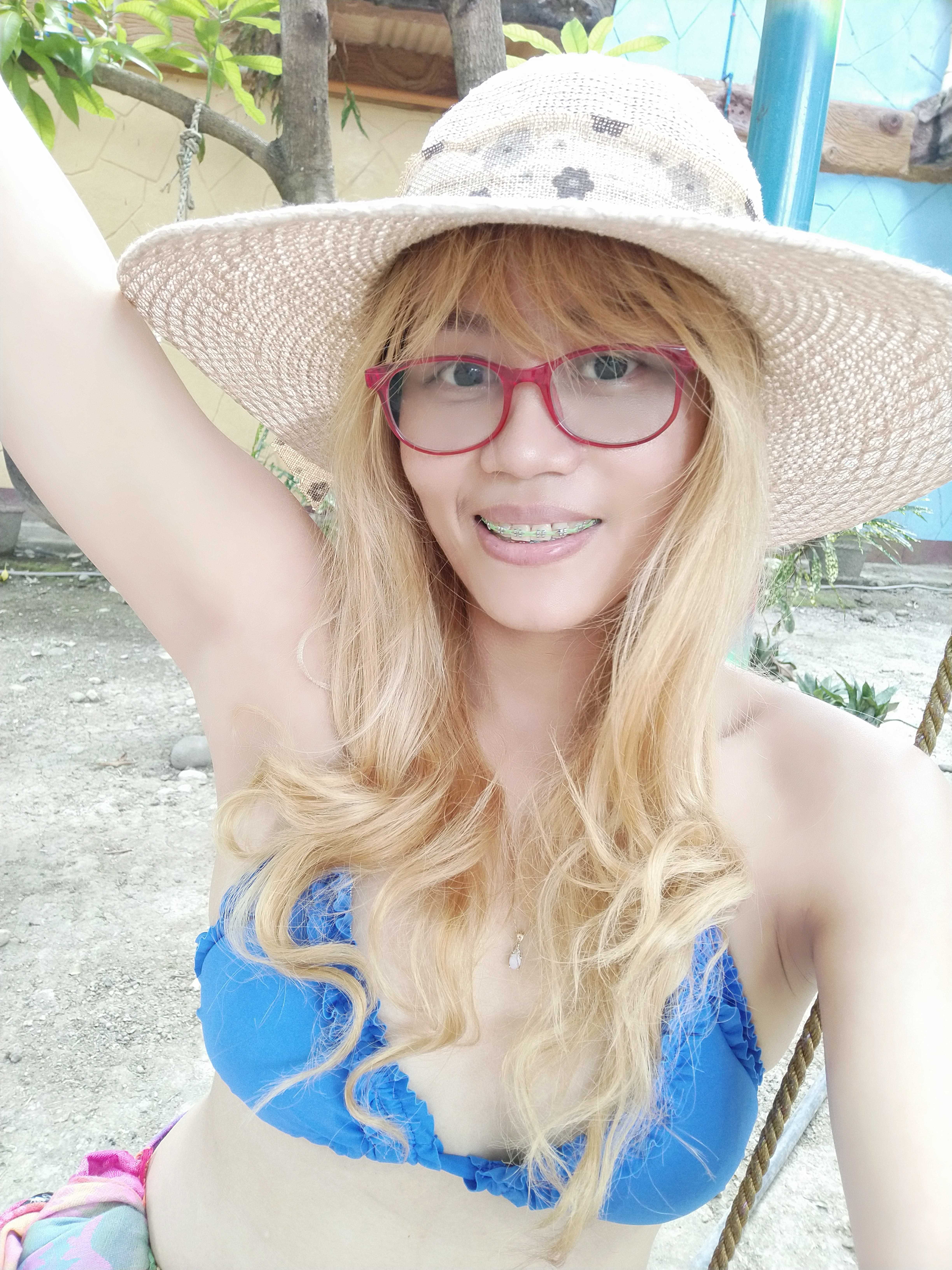 bella laurel
