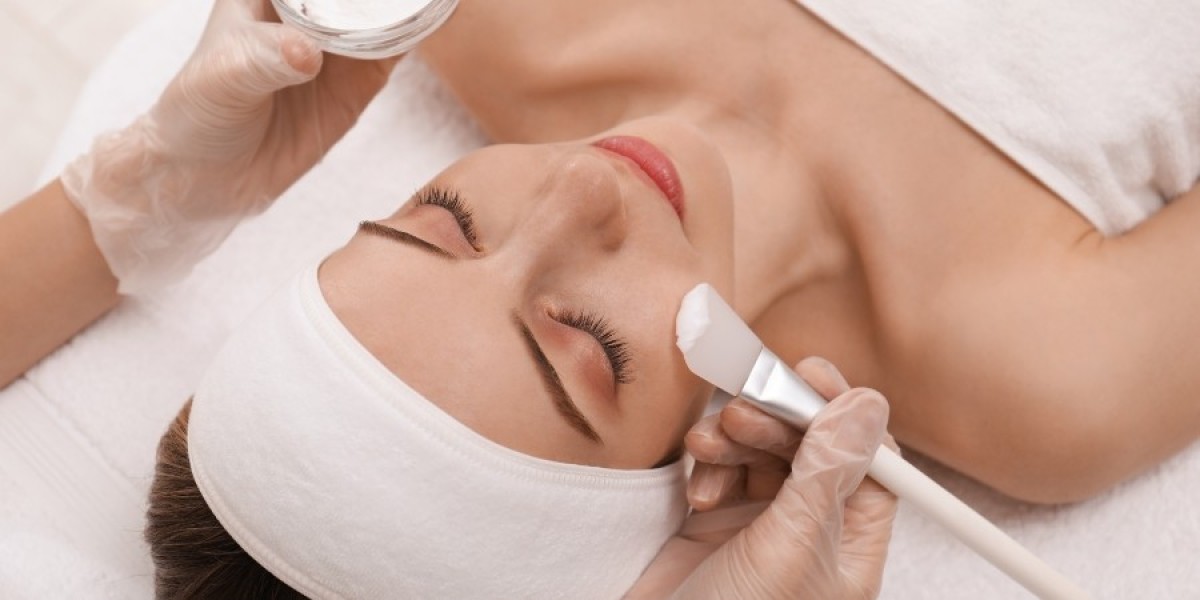Salicylic Acid Peeling: What to Expect During and After Treatment