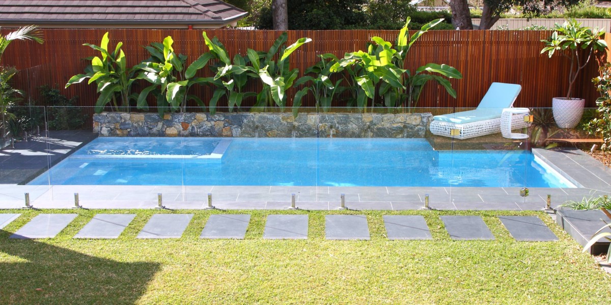 How to Reopen a Clean Pool in the Spring
