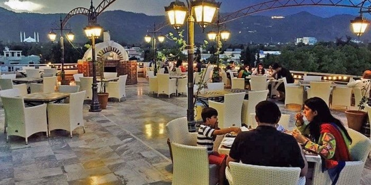 Indulge Your Sweet Tooth at Sweetaholic Café in Islamabad