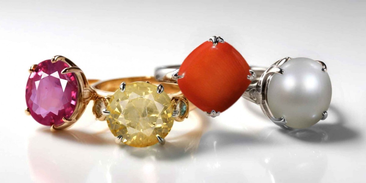 Which Color to Wear on Which Day: An Astrological Guide to Gemstones