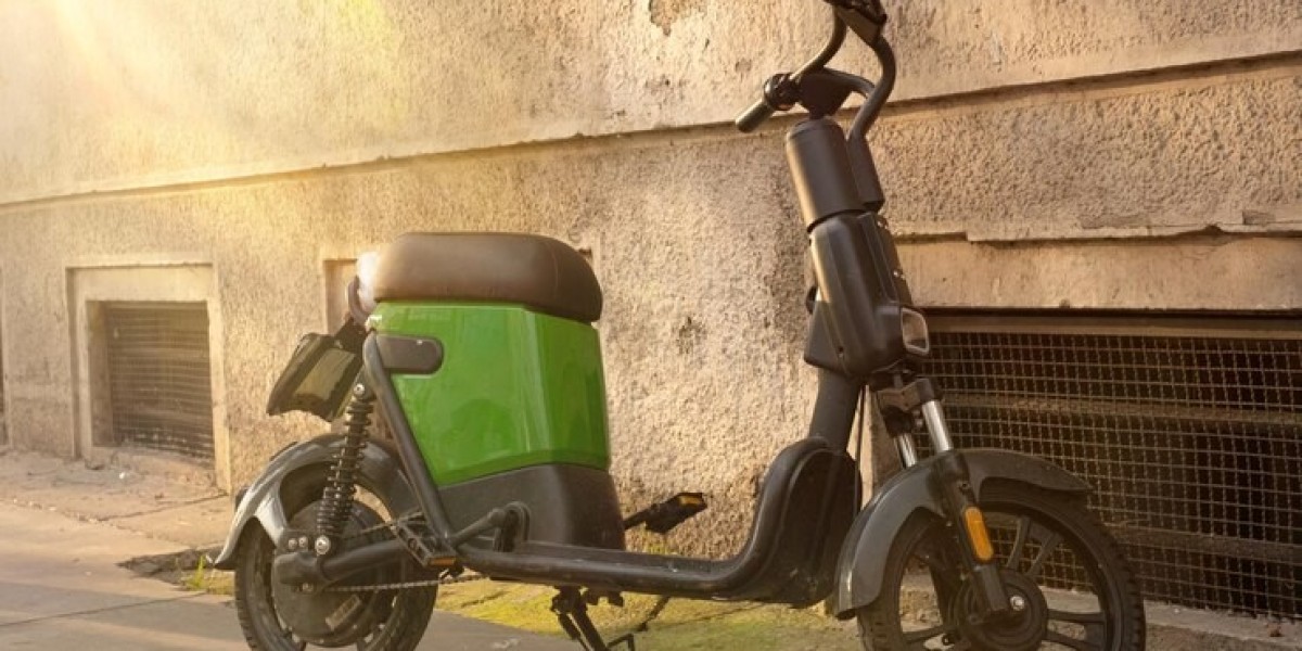 India Electric Two-Wheeler Market Share, Growth Analysis and Industry Outlook 2024-2032