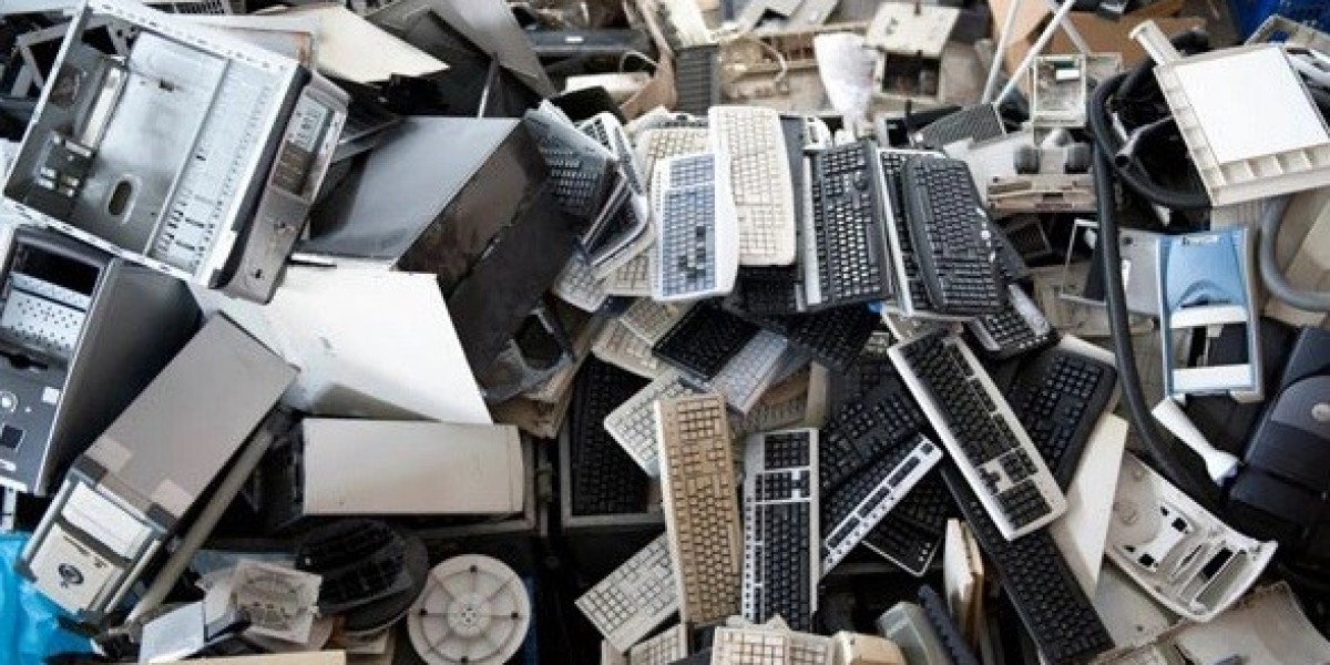 Understanding E-Waste Management in India: The Role of Scrap Buyers