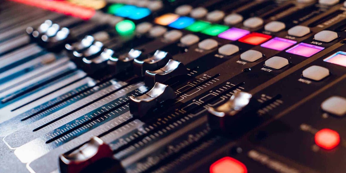 Why Audio Visual Rentals Are Essential for Successful Trade Shows