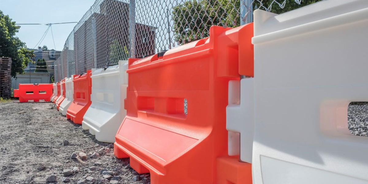 Benefits of Using Water Barriers for Construction Sites in Singapore