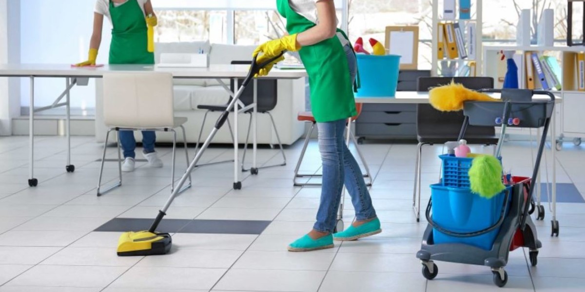 Contract Cleaning Services Market Size, Share, Industry Trends Sales Analysis, Forecast 2024-2032