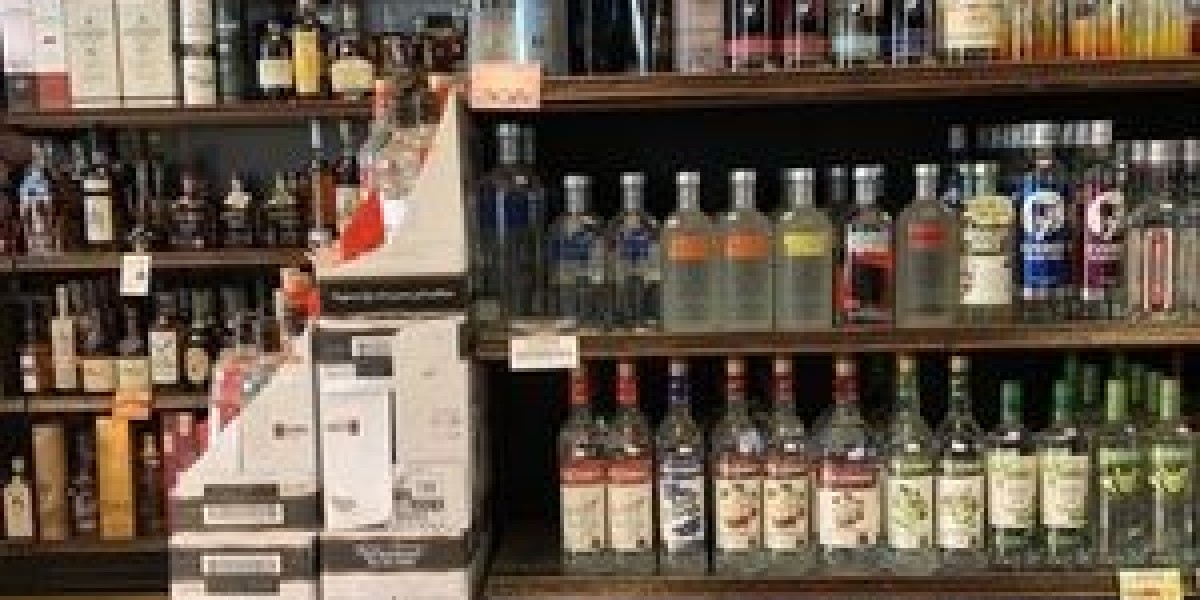 Discover the Best Cigar and Wine Experience at Liquor Shoppe in Clinton, CT
