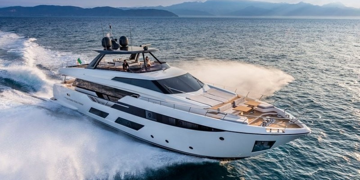 Yacht Booking in Dubai: Everything You Need to Know