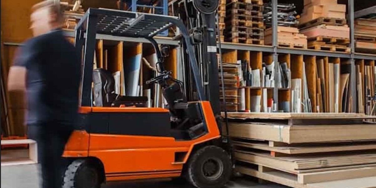 Forklift Training and Train the Trainer Programs: Essential Insights for Workplace Safety and Efficiency