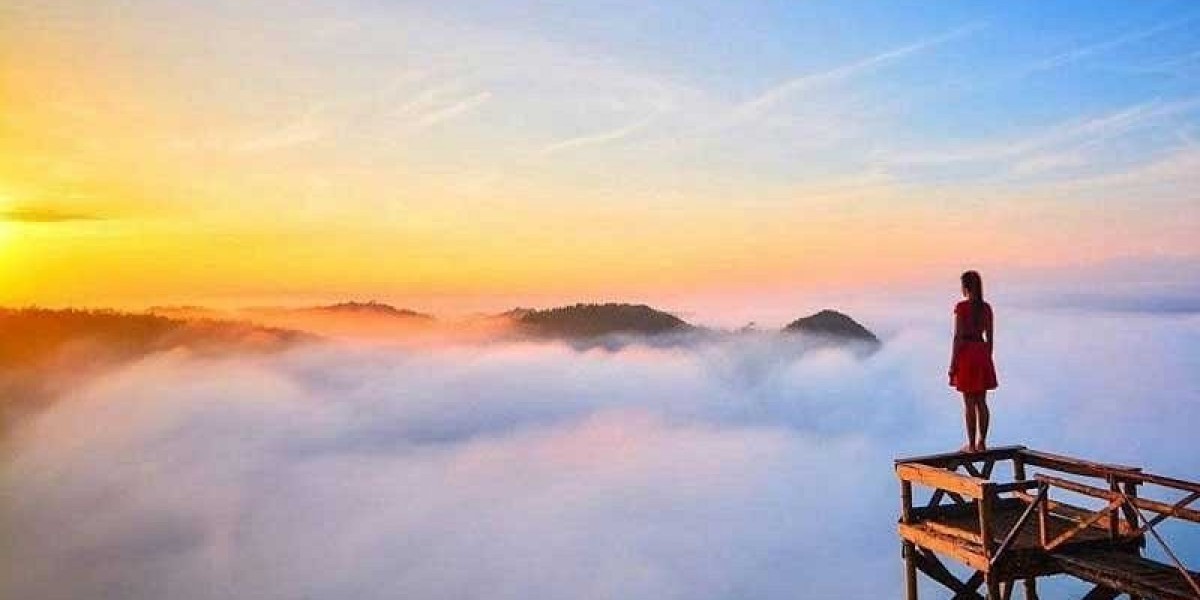 Menikmati Keindahan Sunrise di Bukit Panguk Kediwung: Wisata Alam di Jogja