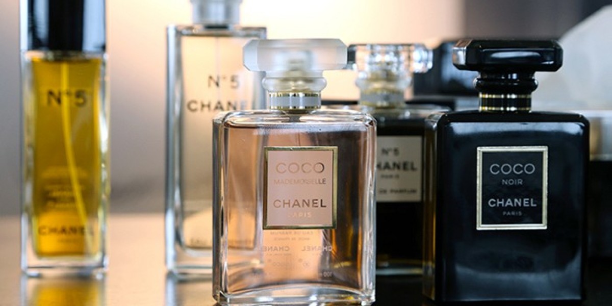 Kham Pha Net Quyen Ru Cua Dior Poison Collection