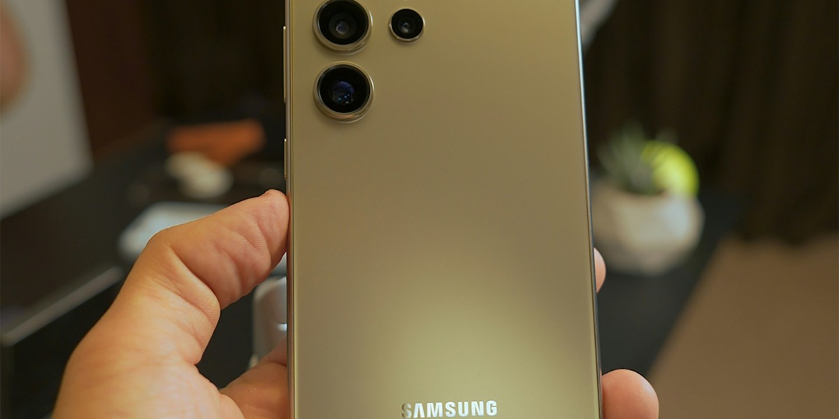 Unveiling the Galaxy: A Guide to Samsung Mobile Deals in the UAE