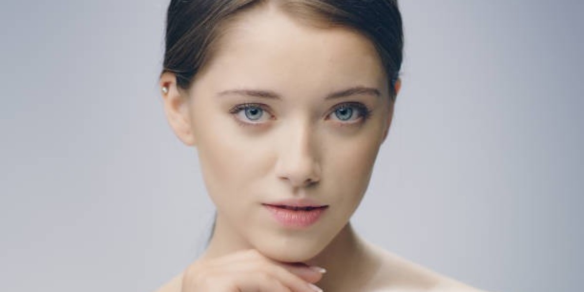 Sculpt Your Eye Contours: Eye Lift with a Laser in Riyadh