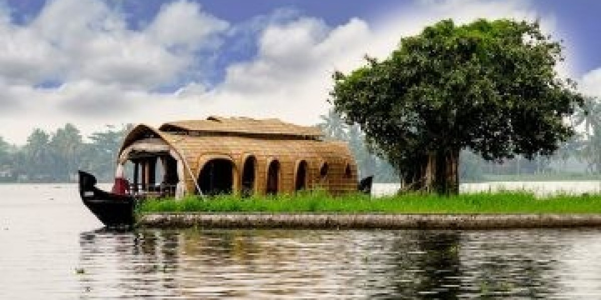 Discover the Magic of Alleppey Boat House