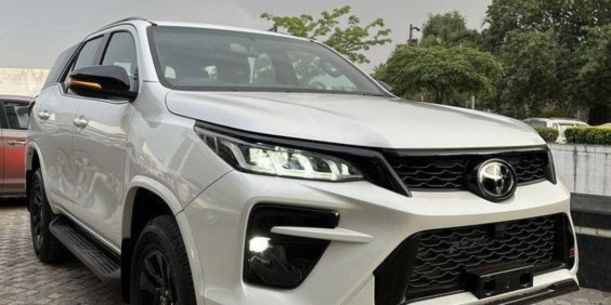 Rahasia Perjalanan Bebas Hambatan Mengapa Sewa Mobil adalah Pilihan Terbaik
