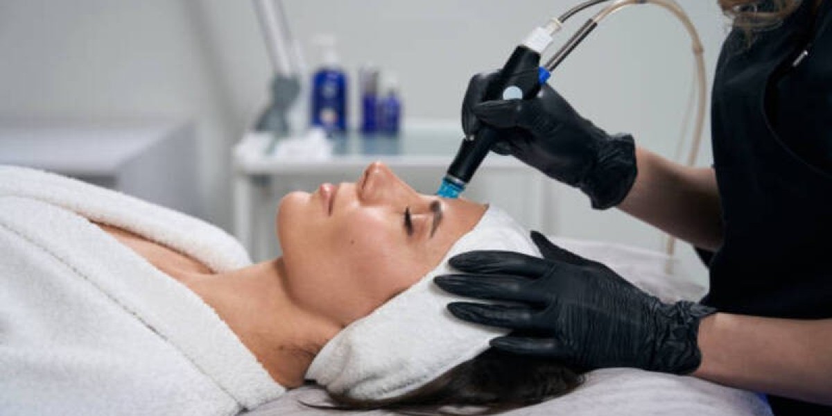 HydraFacial for Hyperpigmentation: A Dubai Solution