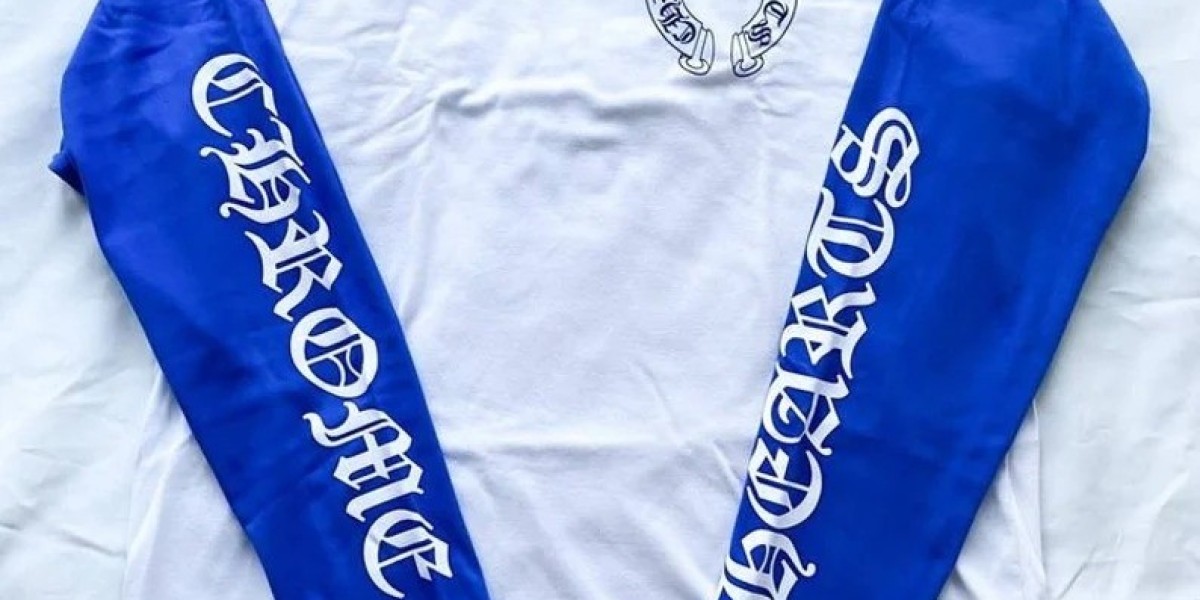 Sp5der Hoodie: A Statement in Modern Streetwear