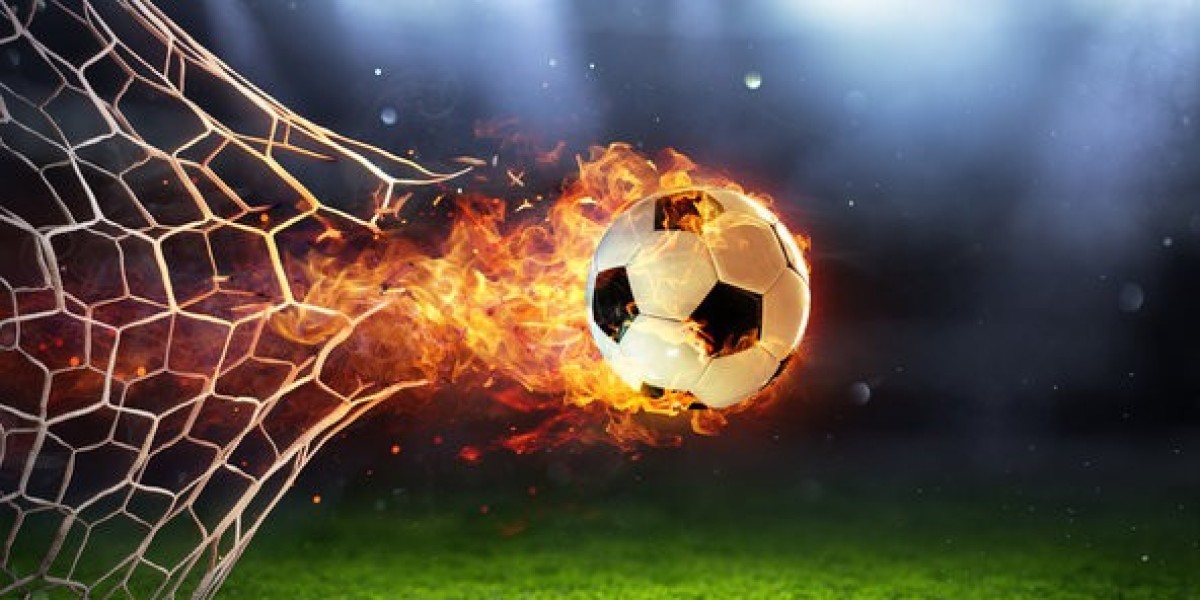 What is Popular Over/Under Betting Variations in Football?