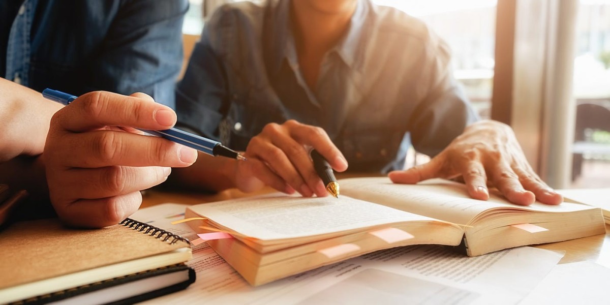 How Can A Ghostwriter Elevate Your Digital Marketing Game?