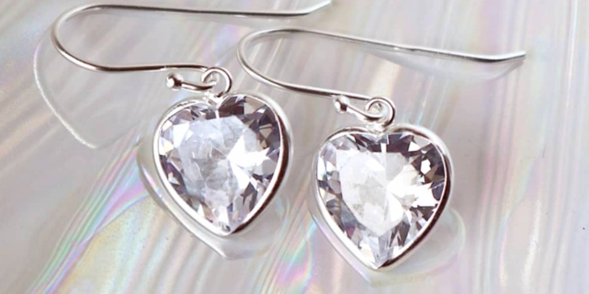 Benefits of Wearing a White Zircon Gemstone