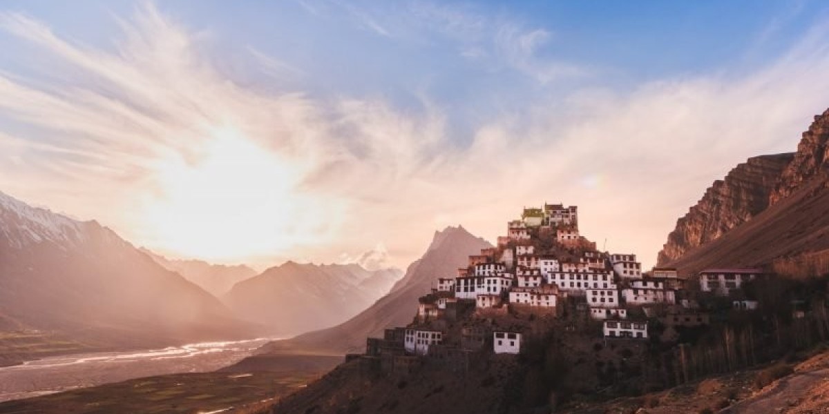 Explore the Best of India with Uttarakhand and Goa Tour Packages