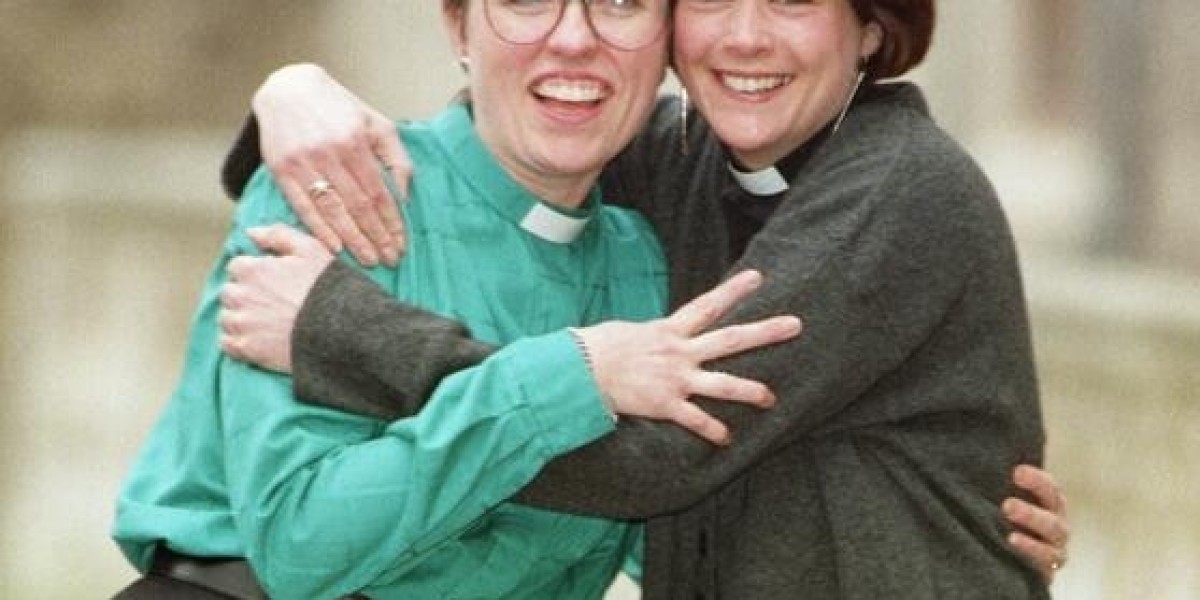 Upgrade Your Wardrobe with Stylish Clergy Shirts for Ladies