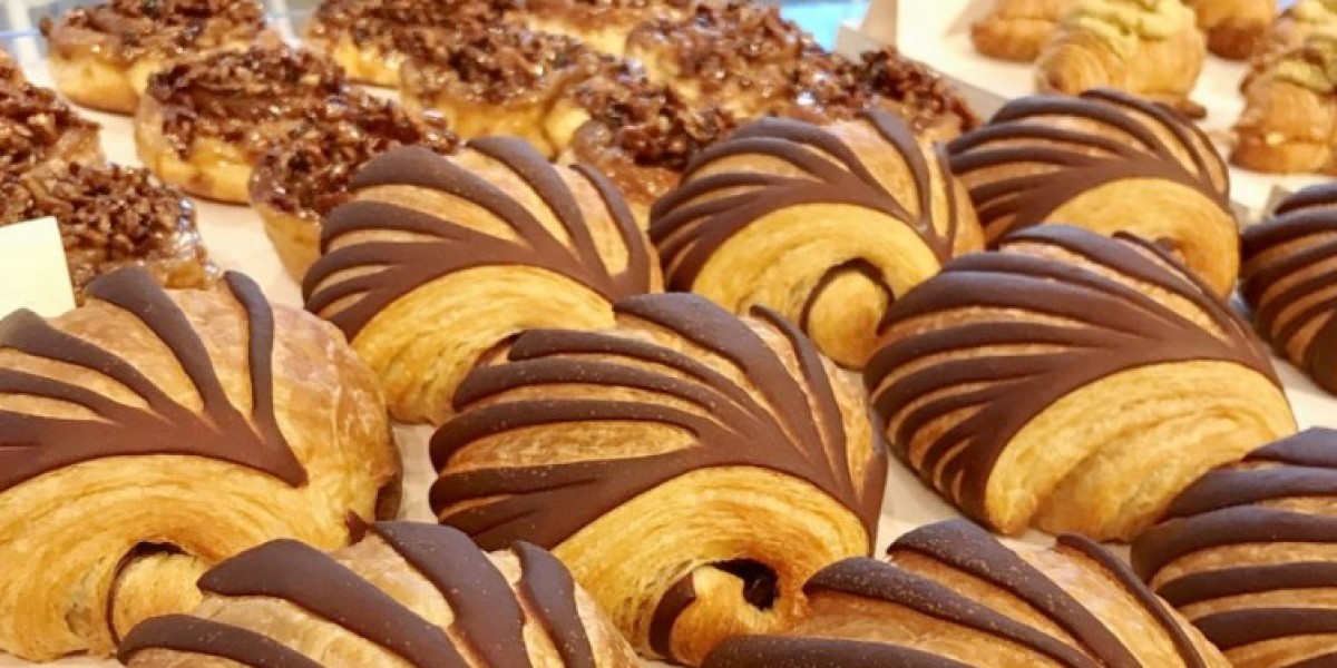 Discovering the Best Bakery Cafes and Coffee Shops in Downtown Nashville, TN