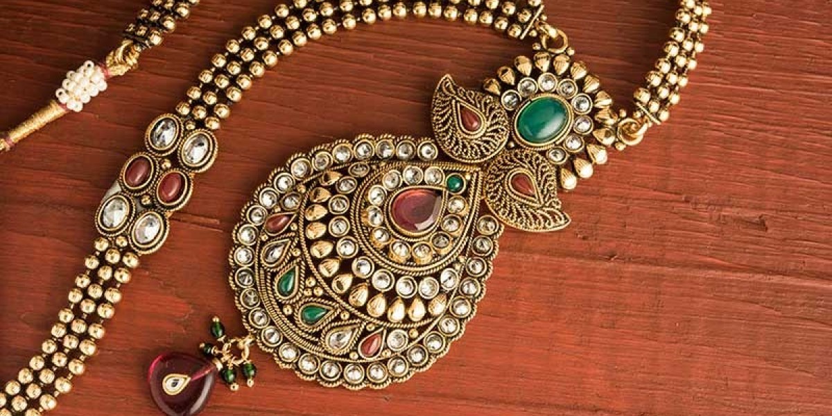 Jewellers in Mississauga: A Guide to Finding the Perfect Piece