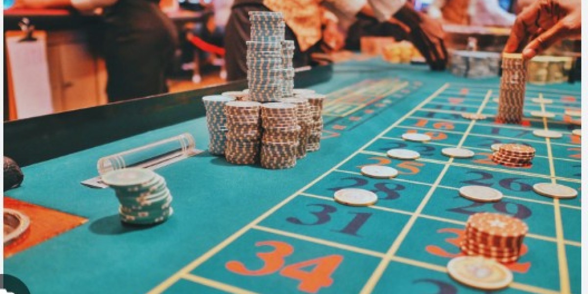 The Role of RNGs in Online Casino Games: How Fair Are They?