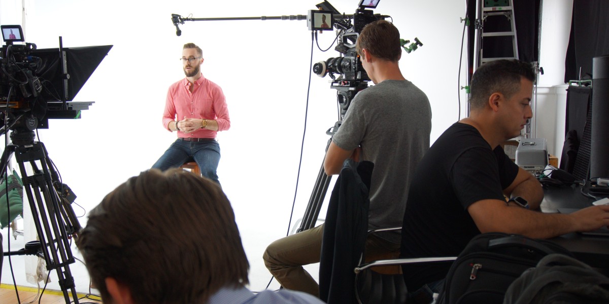 A Simple Guide to Hire a Corporate Film Production Company
