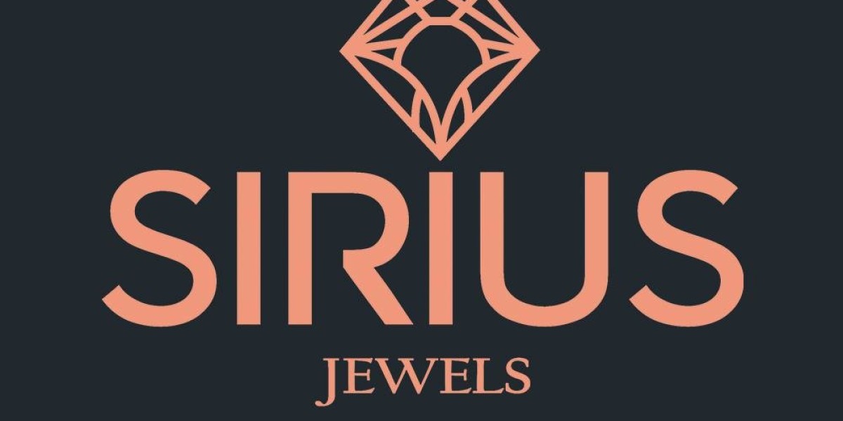 A Guide to Gold Rings with Diamonds: The Perfect Blend of Elegance and Sparkle