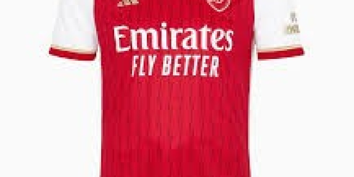 "Arsenal Football Shirts for Collectors: What to Look For"