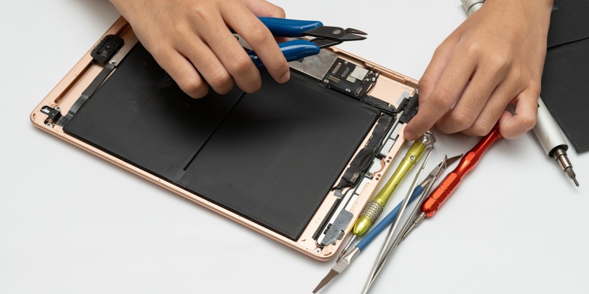 Cost Breakdown: What to Expect When Repairing Your iPad Screen