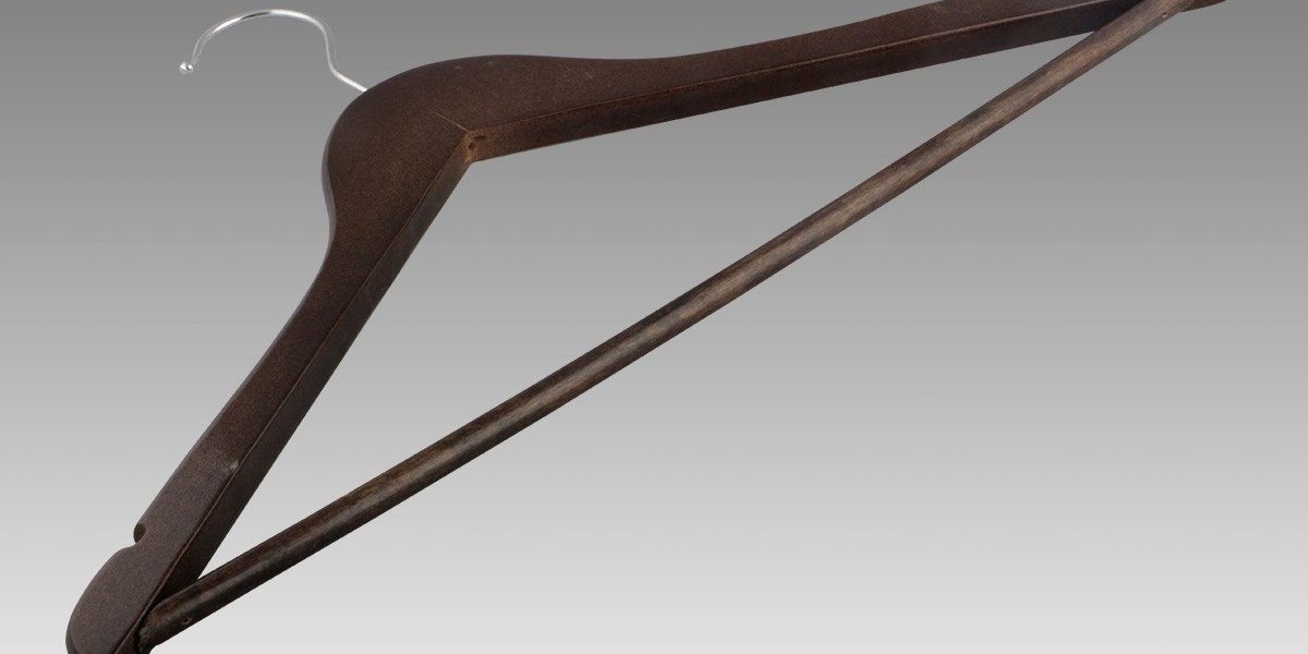 Enhance Your Hotel's Wardrobe with A-Grade Lotus Wood Ball Hangers