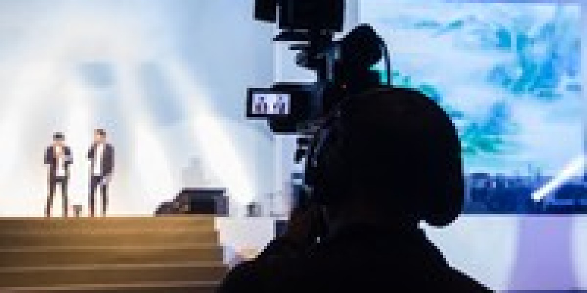 Selecting the Ideal Stage Rentals for Your Toronto Event