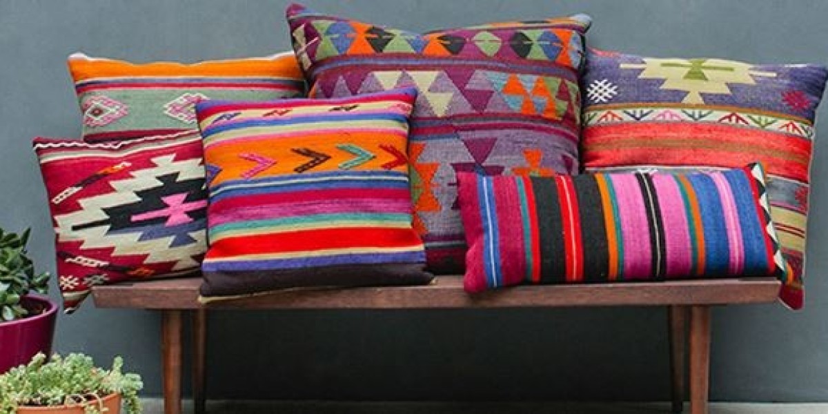 Kilim Pillows Store: Discover Authentic Handcrafted Kilim Pillows for Your Home