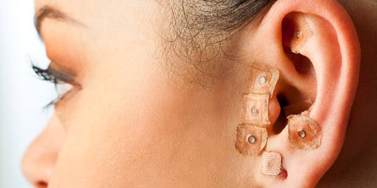 Riyadh's Top Ear Piercing Services: What You Need to Know
