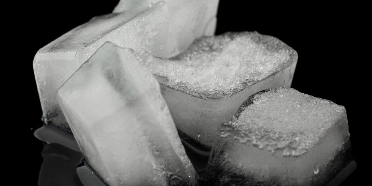 "Global Dry Ice Market: Trends, Growth Insights, and Forecast 2024"