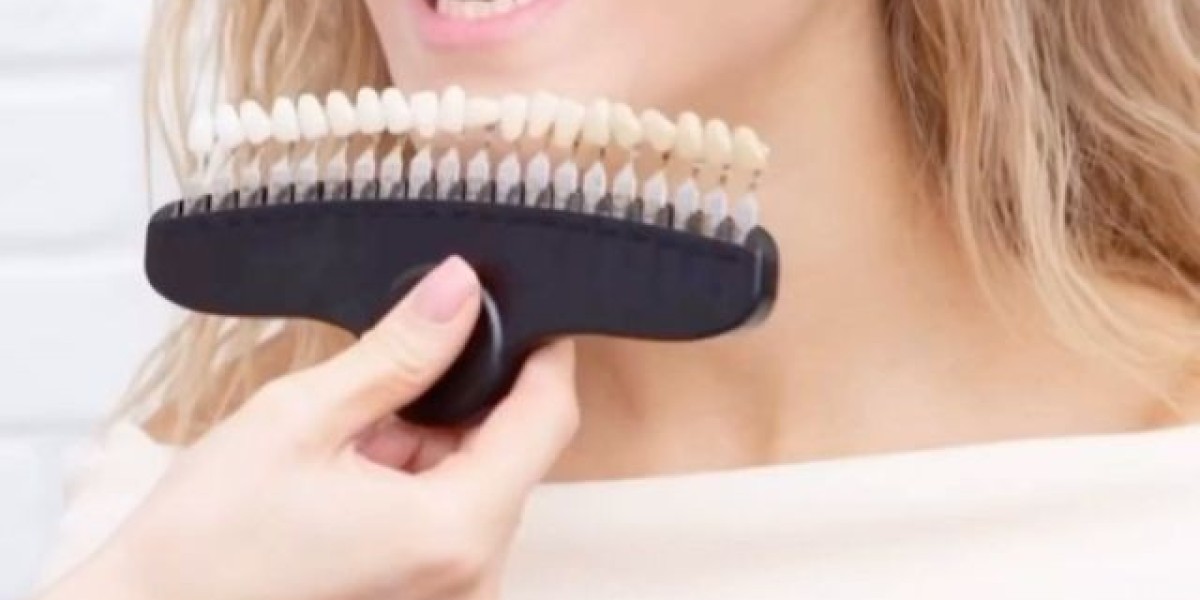 The Ultimate Guide to Eyelash Extension Aftercare: Keep Your Lashes Stunning