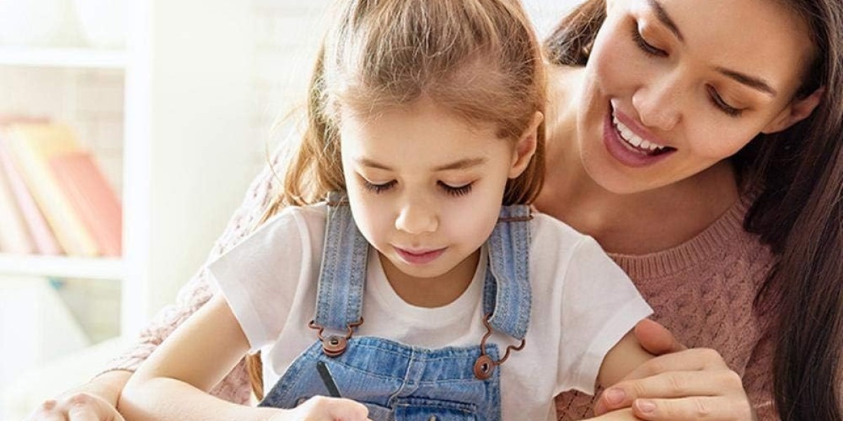 The Rise of Hybrid Learning Balancing Online and In-Person Education