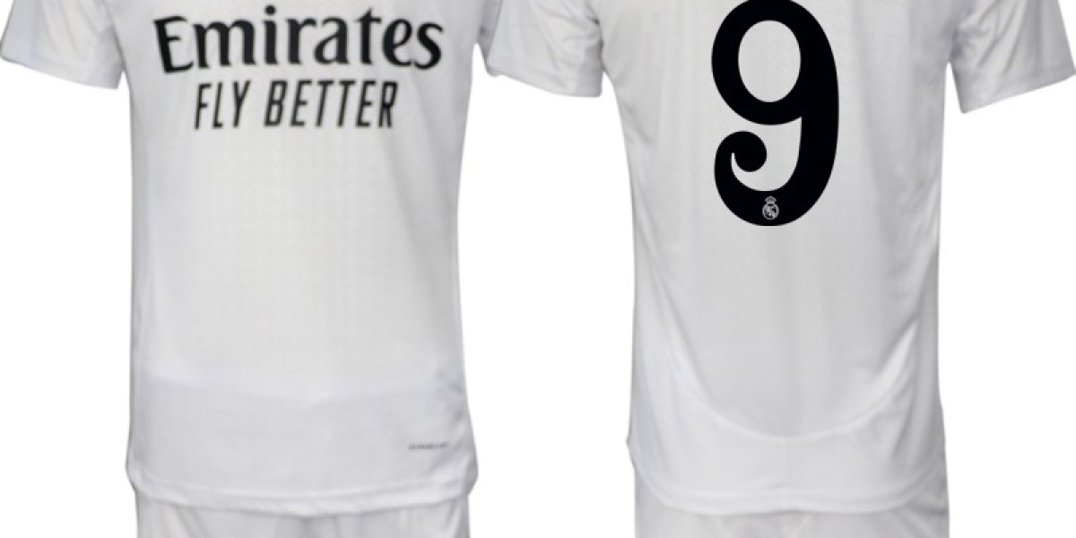 2024-25 Real Madrid thuisshirt Kylian Mbappé #9 Voetbaltenue Kopen