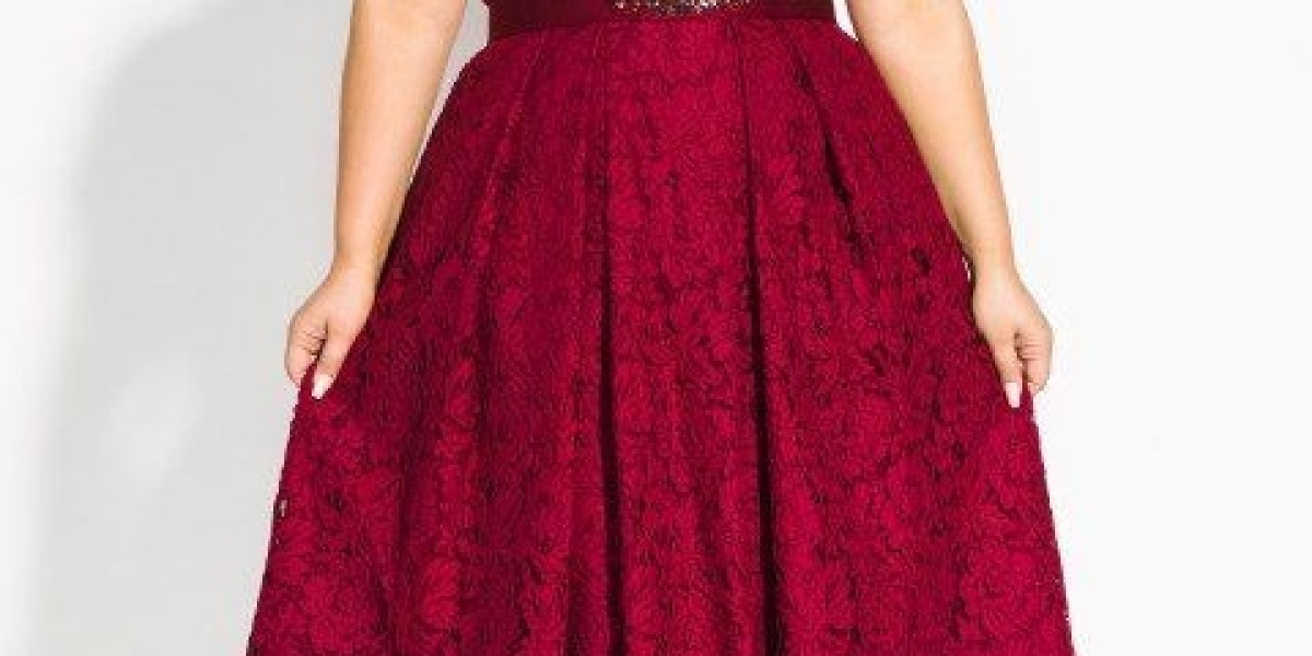 Glamorous Plus Size Party Dresses That Will Make You Stand Out