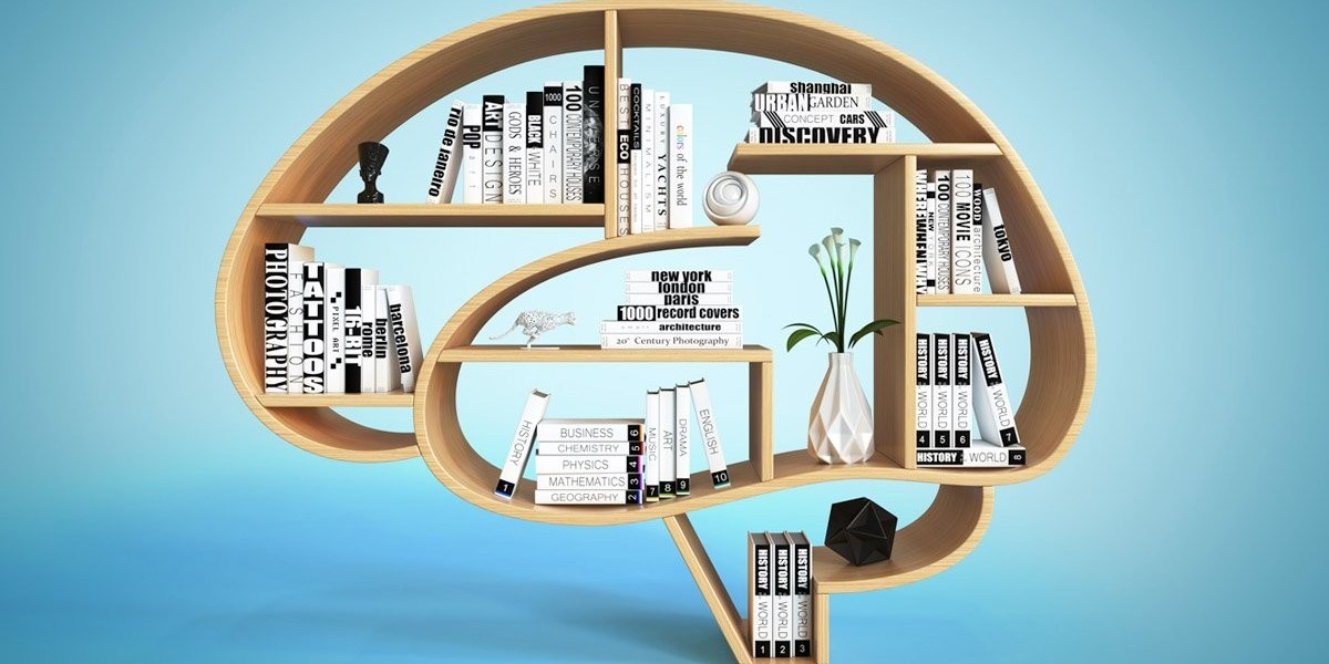 Writing for Ephemeral Content: Maximizing Impact in Short-Lived Social Media Posts
