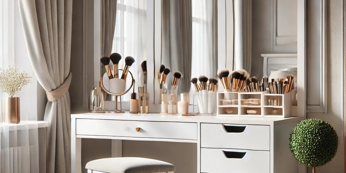 The Ultimate Guide to Choosing the Perfect Makeup Desk and Hollywood Dressing Table for Cosy Homes