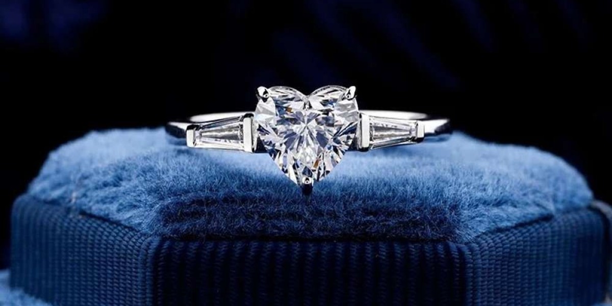 CVD Diamond Engagement Rings: The Modern Choice for Love