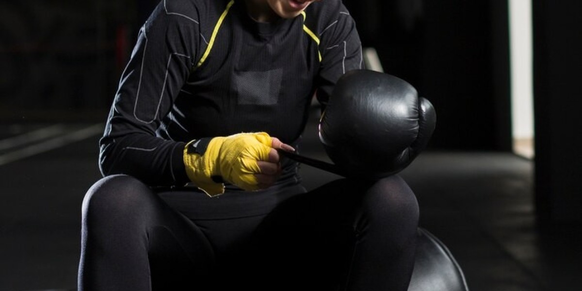 Find the Best Gym Gloves for Your Fitness Routine