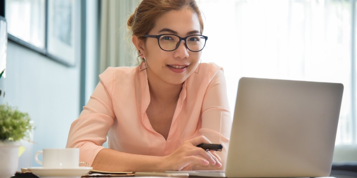 Cara Efektif Memotong PDF di Desktop, Seluler, dan Online