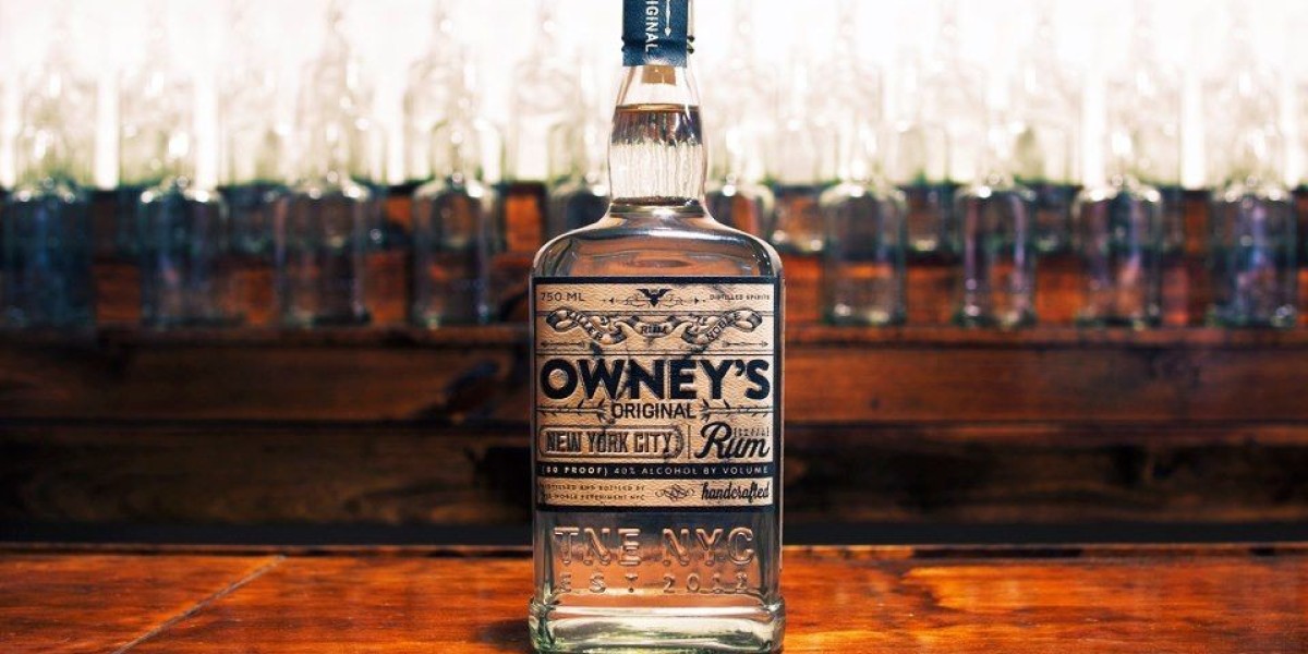 Discover the Crisp Freshness of White Rum Whiskey at Lucky 9 Spirits