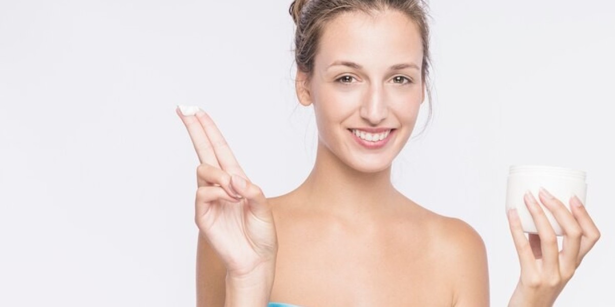Discover the Best Whitening Creams in Pakistan for Radiant Skin