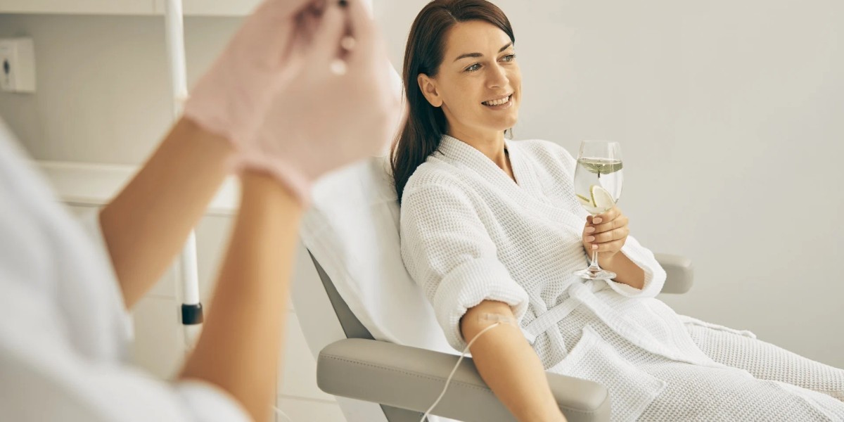 A Deep Dive into NAD+ IV Therapy Benefits and Applications